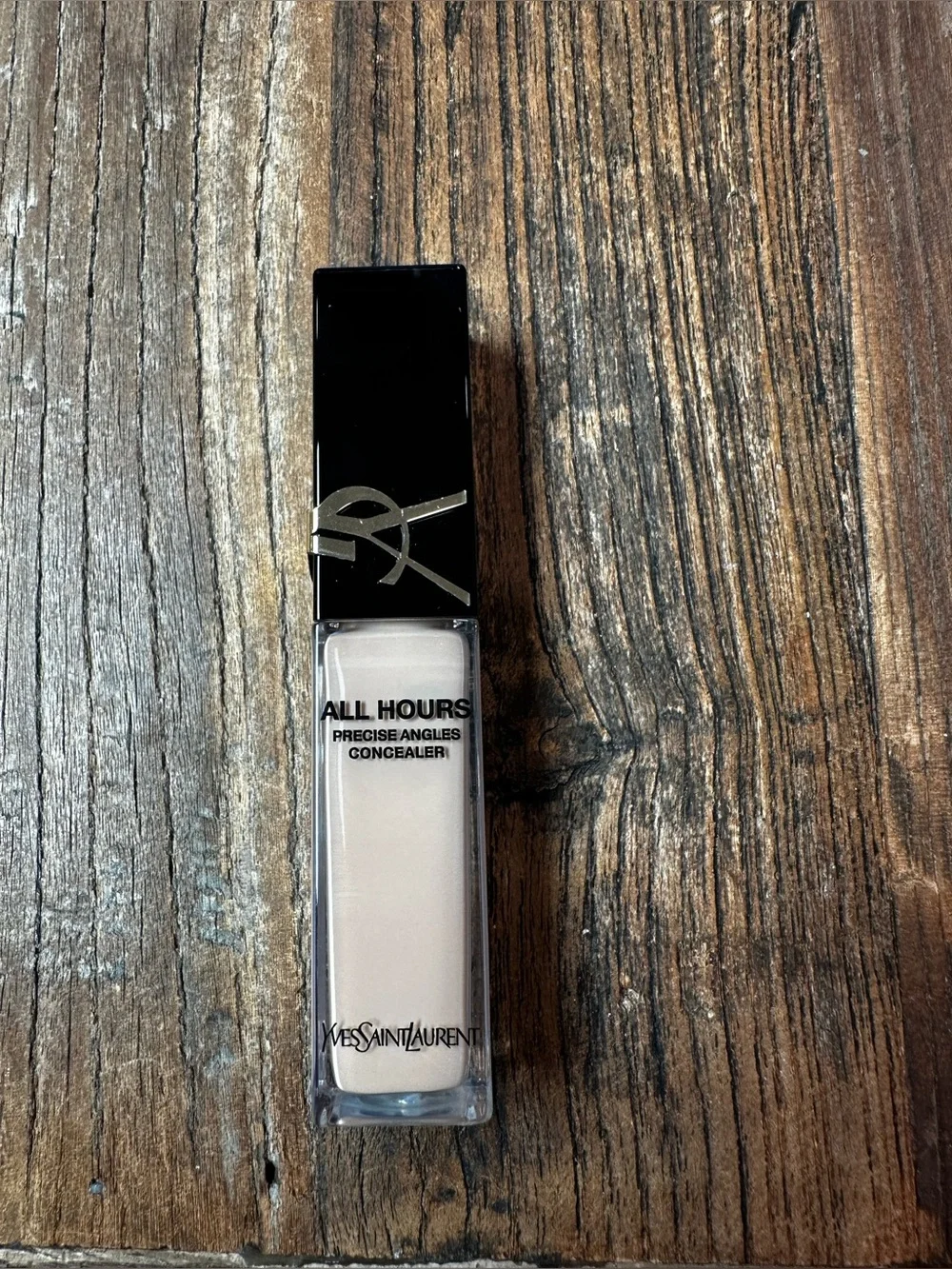 Yves Saint Laurent All Hours Concealer - Pale Beige in Black Cap